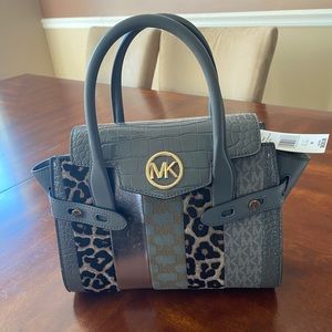 Michael Kors Carmen bag.